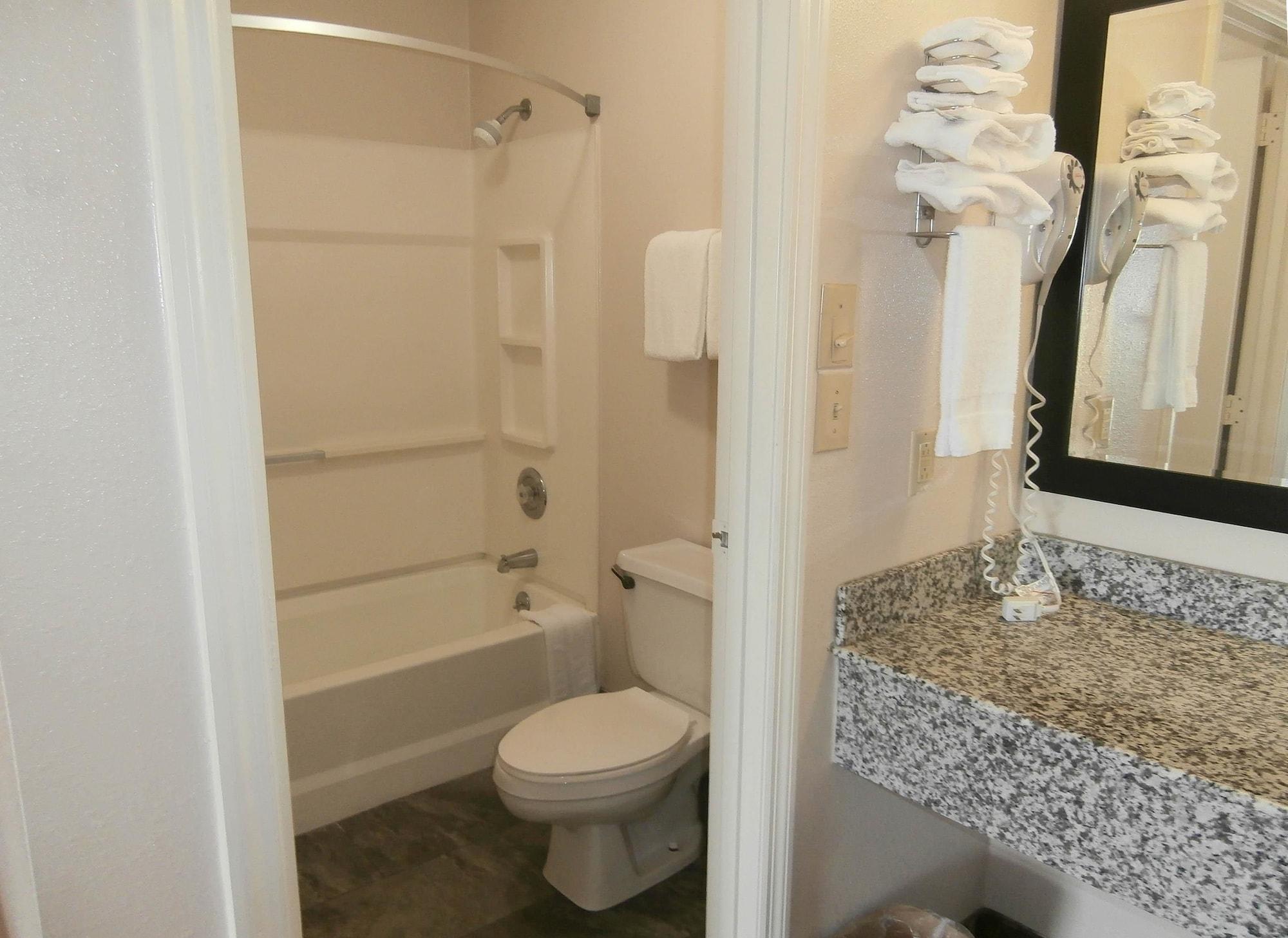 Americas Best Value Inn Blue Ridge Buitenkant foto