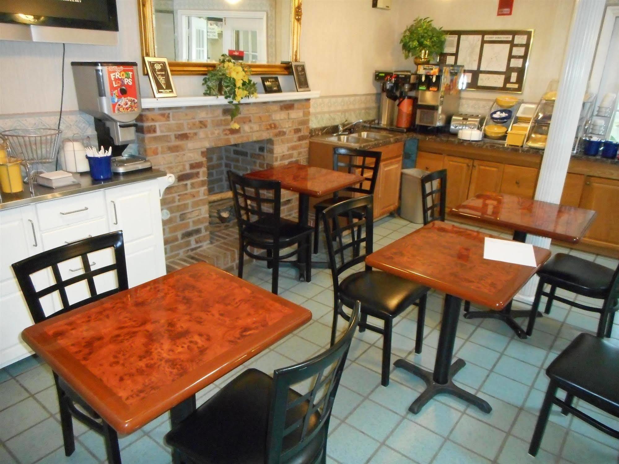 Americas Best Value Inn Blue Ridge Buitenkant foto